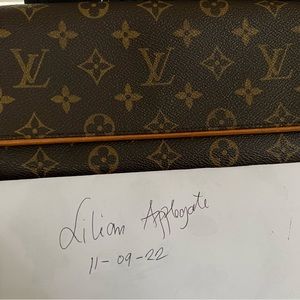Auth Louis Vuitton Pochette Twin Gm
